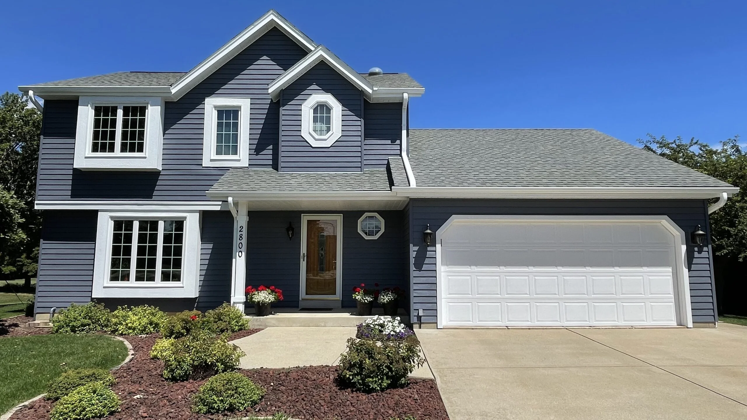 Home Shield Coating® on Aluminum Siding After.